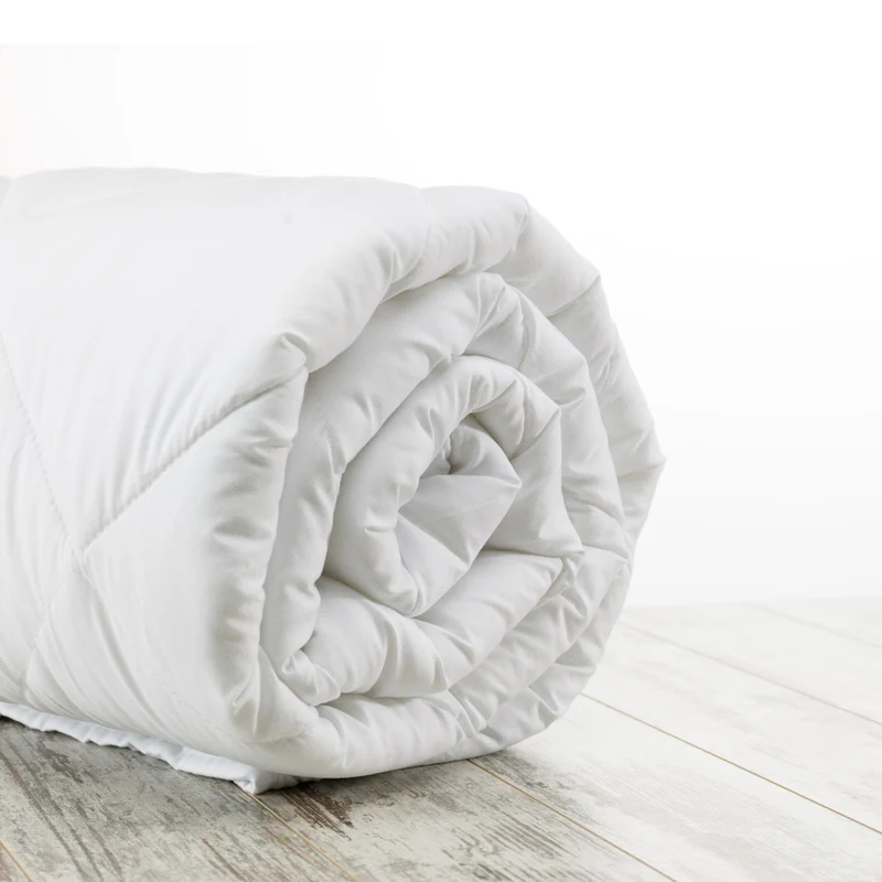 Couette chaude couleur 450 gr/m² - 100% Microfibre - Oeko Tex® - À partir de 10,00€ H.T /pc