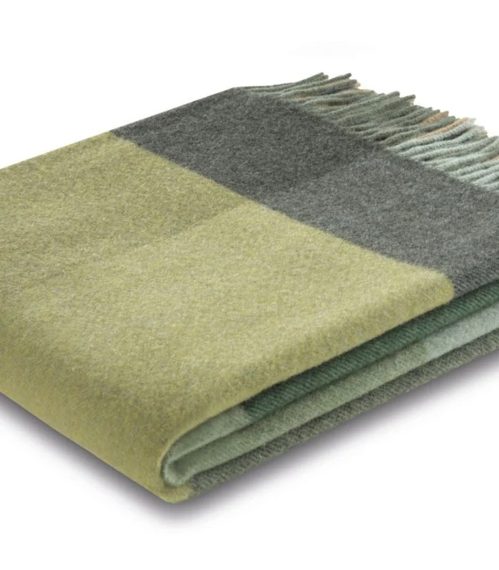 Plaid Cachemire et Laine Carreaux Vert 130 X 170 cm - Collection VENICE