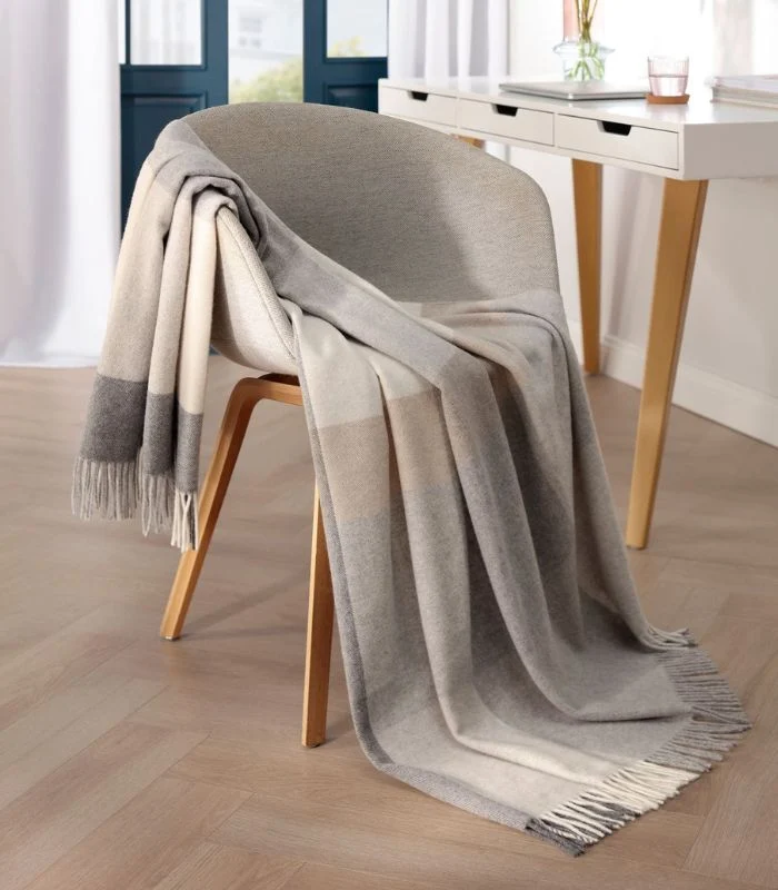 Plaid Cachemire et Laine Carreaux Naturel 130 X 170 cm - Collection VENICE