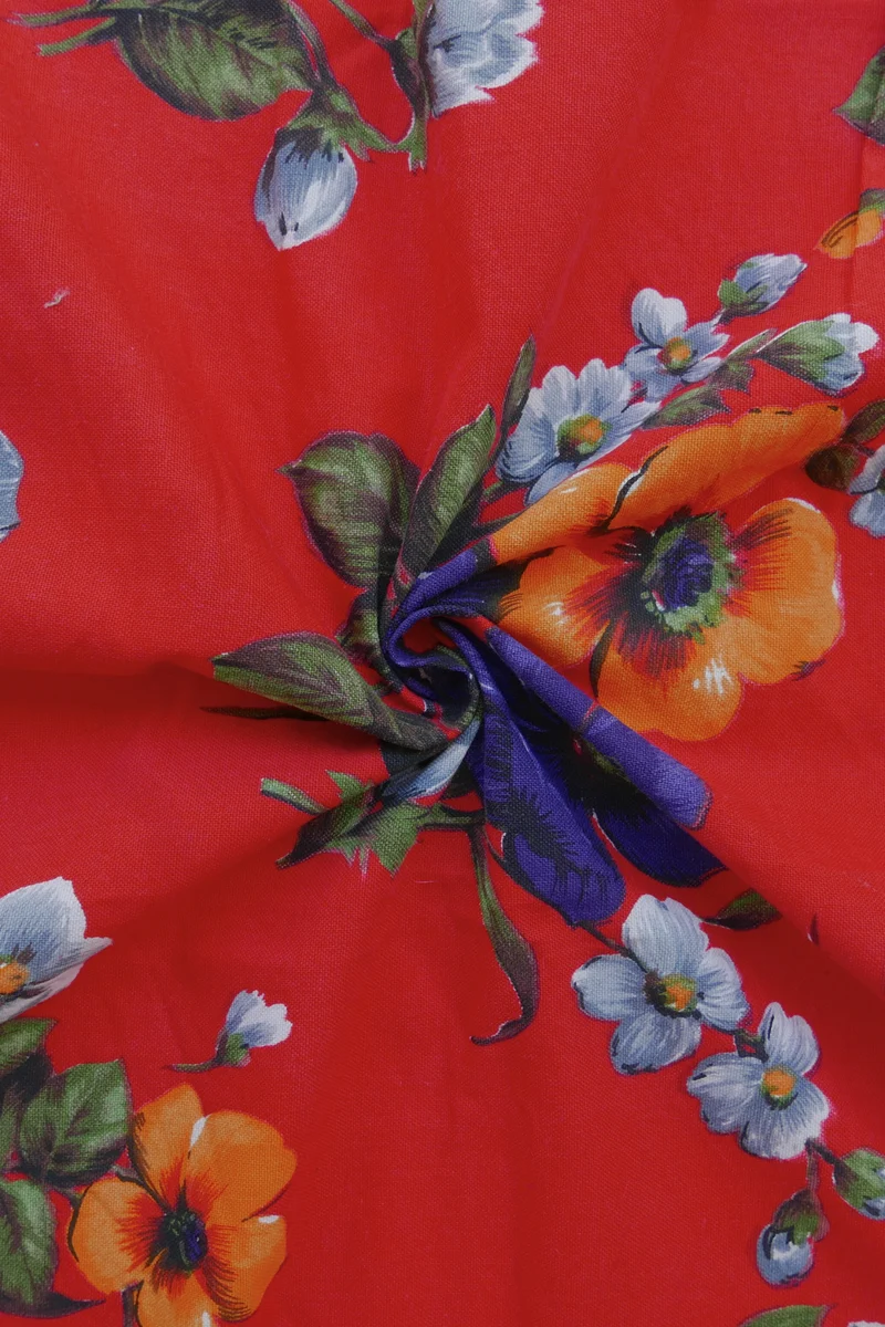 Tissu - Polyester - Fond rouge avec des fleurs orange et bleues - 60 * 74 cm