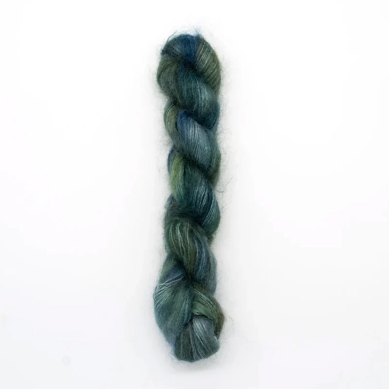 Tosh Silk Cloud Mill Dyed ou Hand Dyed - MadelineTosh