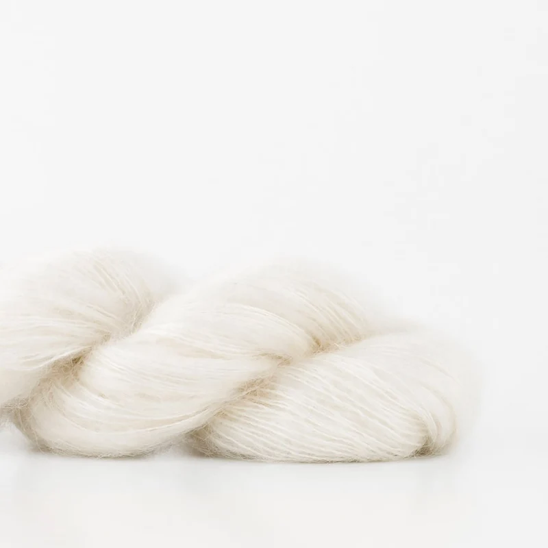 Tosh Silk Cloud Mill Dyed ou Hand Dyed - MadelineTosh