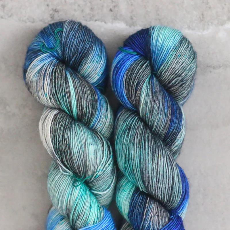 Twist Light - MadelineTosh