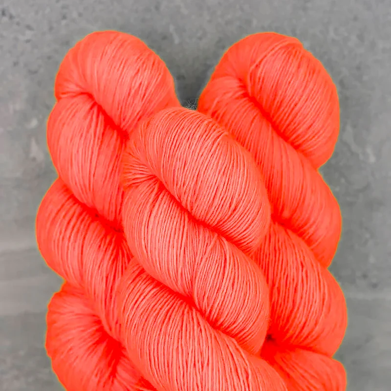 Twist Light - MadelineTosh
