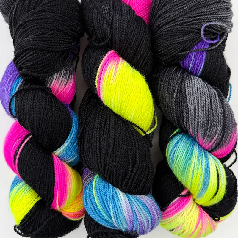 Twist Light - MadelineTosh