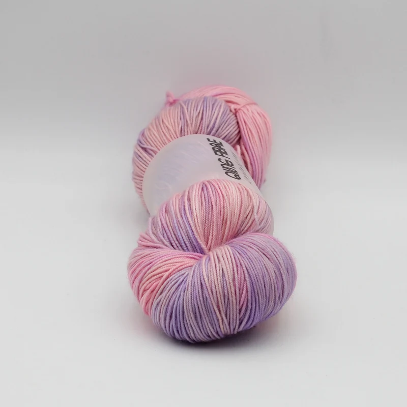 Dashing Fingering - Qing Fibre