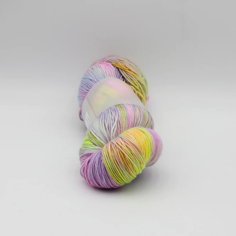 Dashing Fingering - Qing Fibre