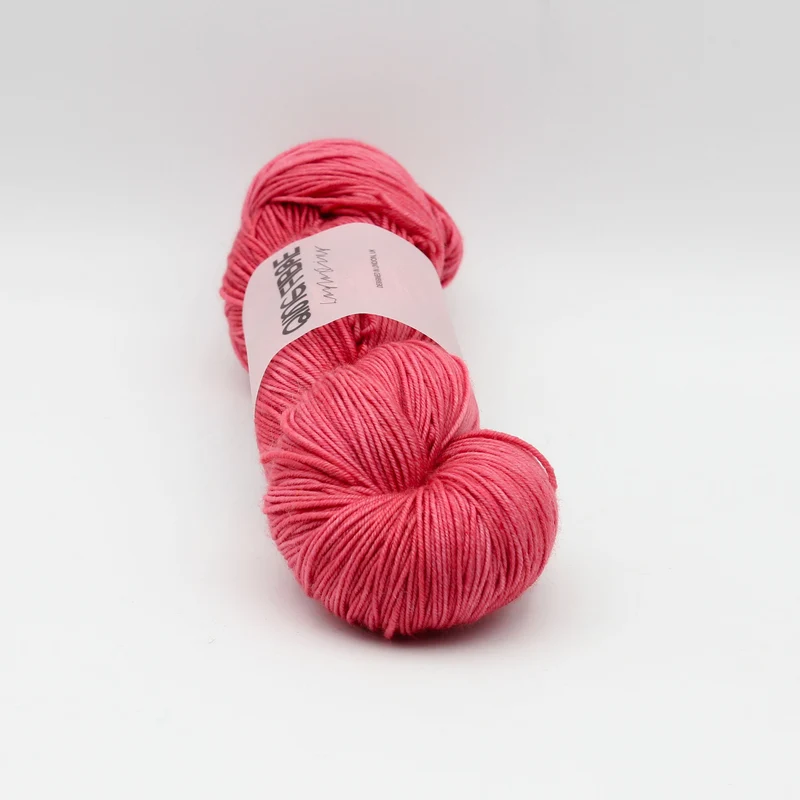 Dashing Fingering - Qing Fibre