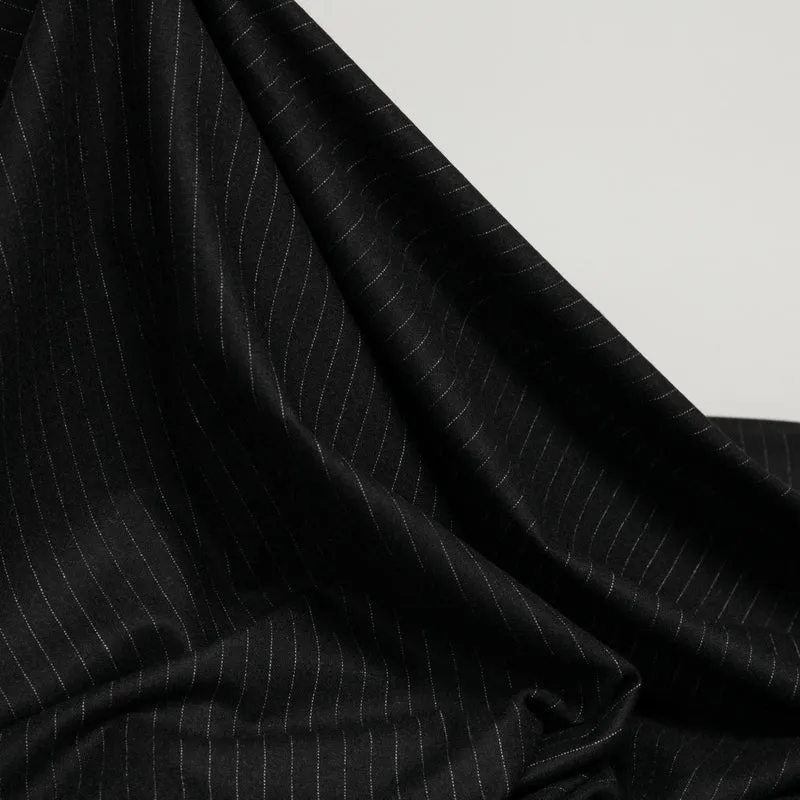 Tissu pour tailleur en viscose et laine | Rayures tennis noir & blanc