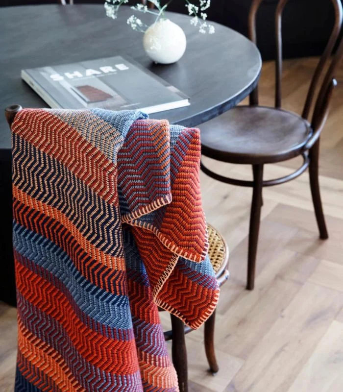 Plaid Pure Laine FRI Rouge et Bleu 150 X 200 cm