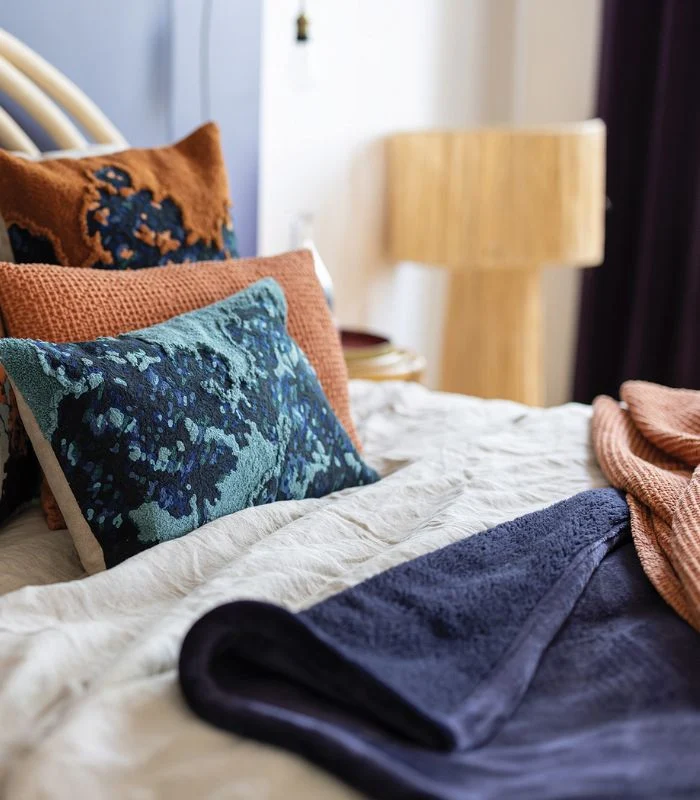 Plaid Cocooning Effet Mouton Bleu Marine - Choix de tailles