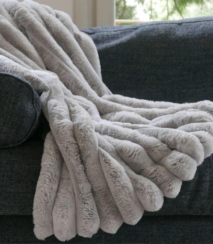 Plaid Fausse Fourrure Gris Perle 130 X 160 cm