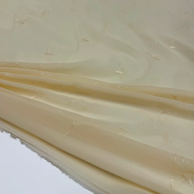 Tissu Crêpe Georgette Brodé - Orlana