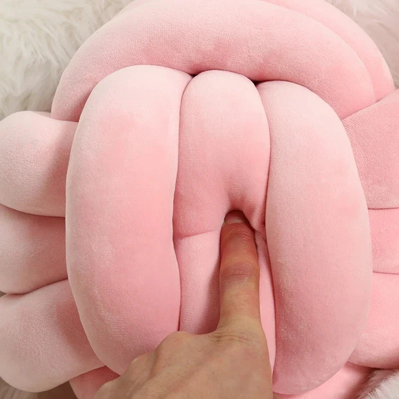 Coussin noeud rose