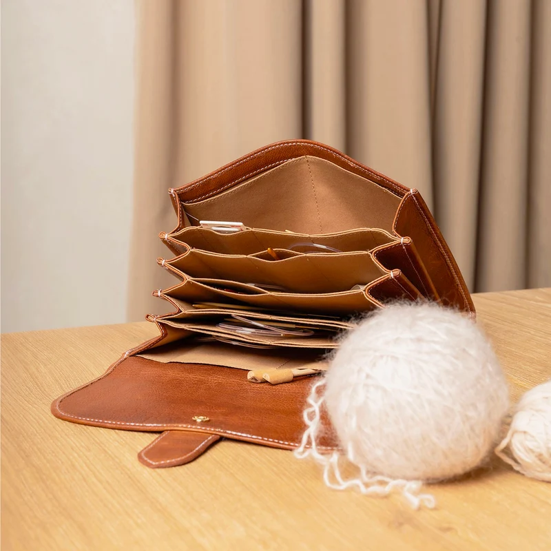 Pochettes à Aiguilles, Crochets ou Broderie - Re:Designed