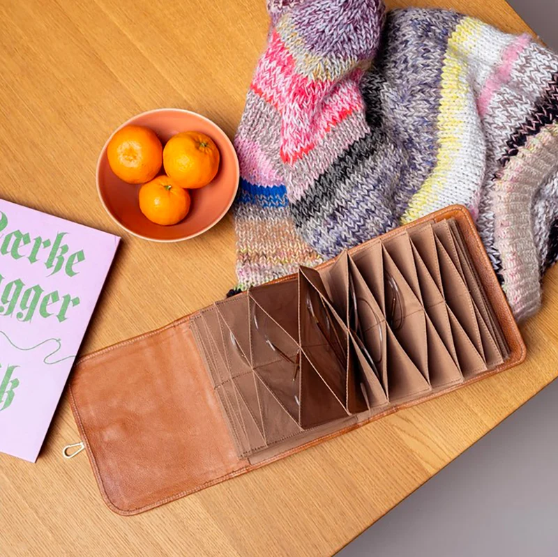 Pochettes à Aiguilles, Crochets ou Broderie - Re:Designed