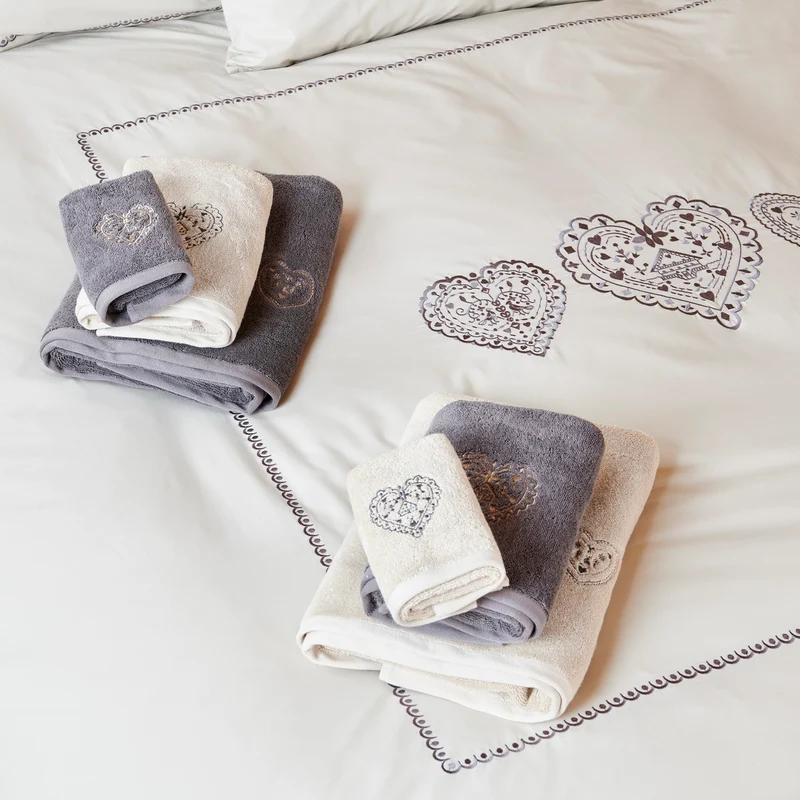 Drap de douche Nuit au Chalet - Coton 600g/m²