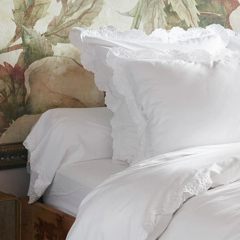 Taie de traversin brodée Héloïse - Percale de coton