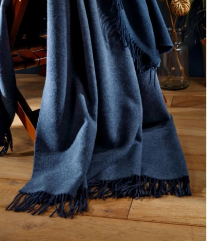 Plaid Cachemire et Laine Bleu Indigo 150 X 200 cm - Collection VENICE
