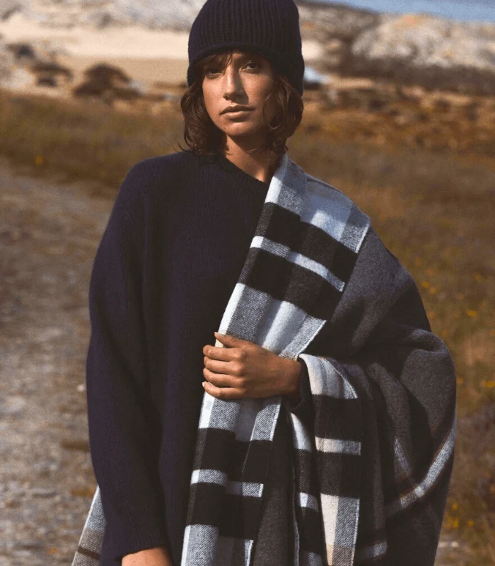 Plaid Laine Écossais Réversible Luxe Noir et Beige 140 X 190 cm