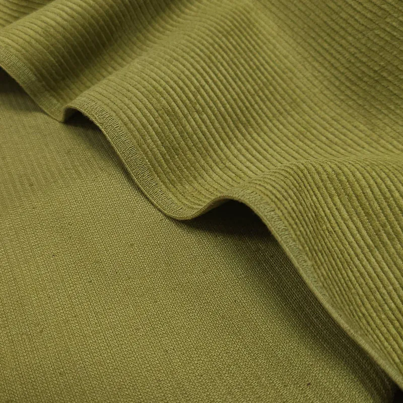 Velours côtelé | 9 côtes | Olive | 137 cm | Fin de rouleau