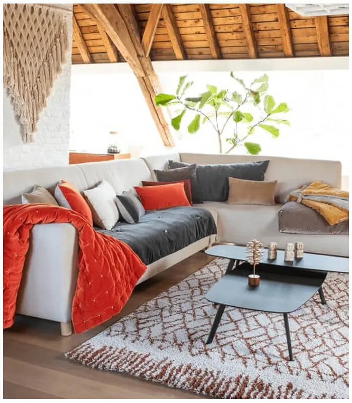 Coussin en Velours ELISE Ocre - Choix de Tailles