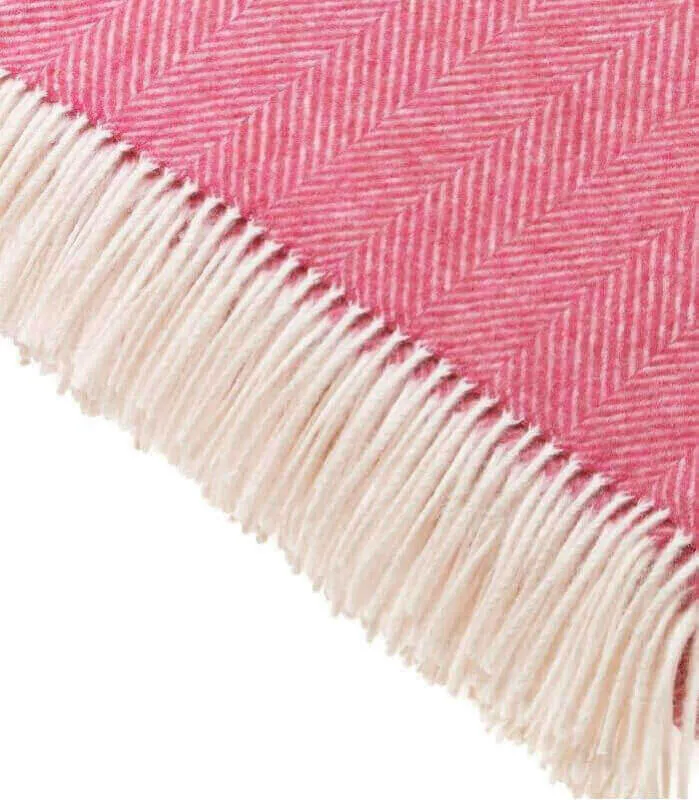 Plaid Laine Mérinos Chevrons Rose 140 X 185 cm