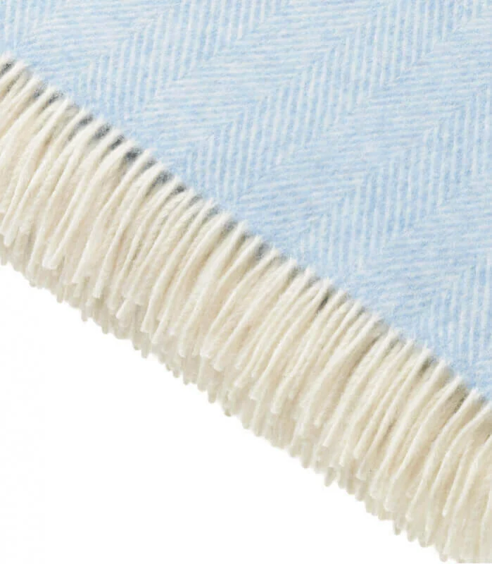 Plaid Laine Mérinos Chevrons Bleu Ciel 140 X 185 cm