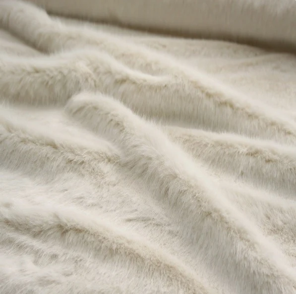 Fausse fourrure imitation animal au mètre luxe rideau crème