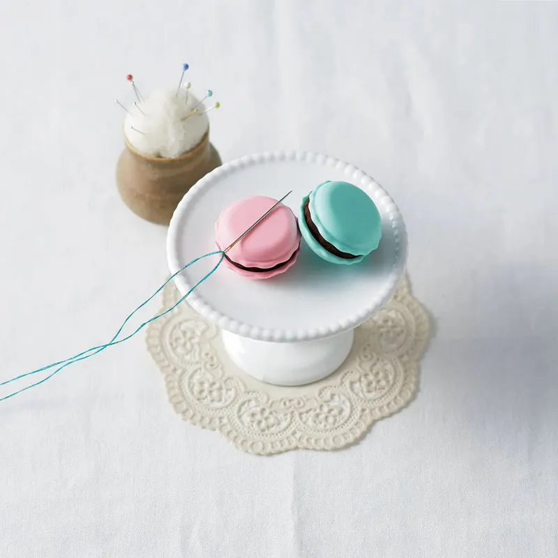 Macaron Aiguiseur Porte-Aiguilles - Clover