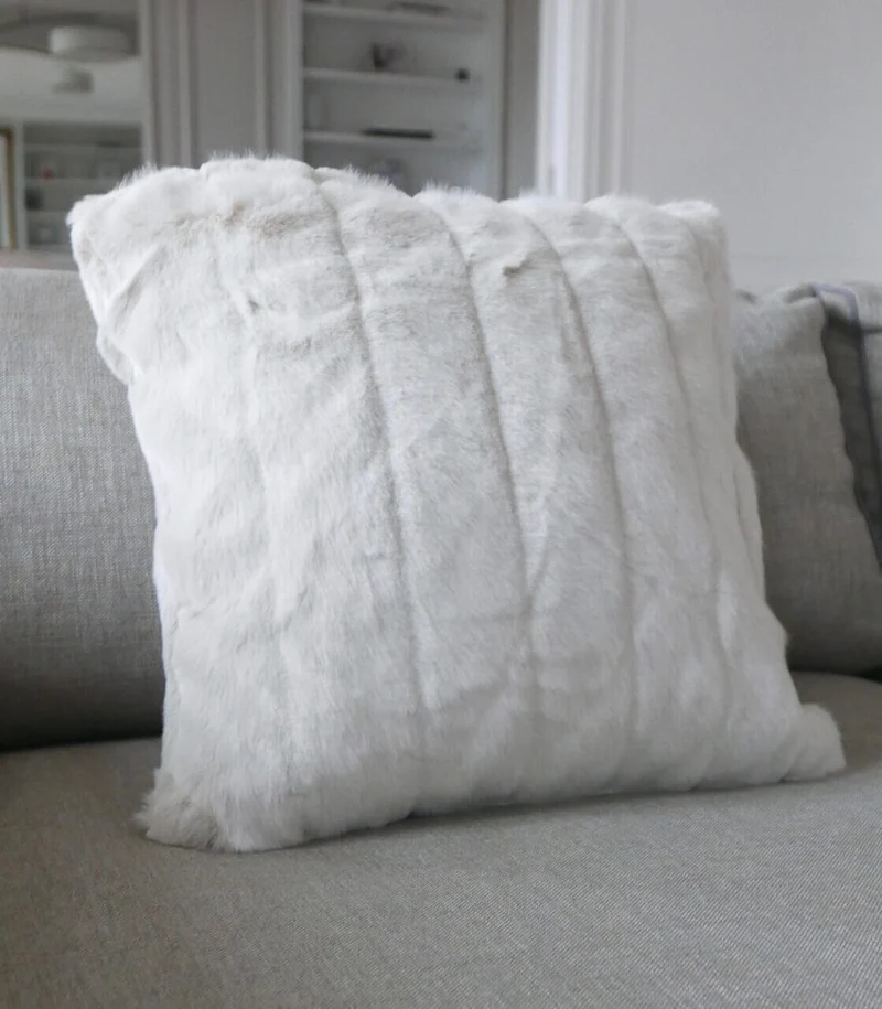 Coussins Fausse Fourrure Blanc Ivoire 45 X 45 cm
