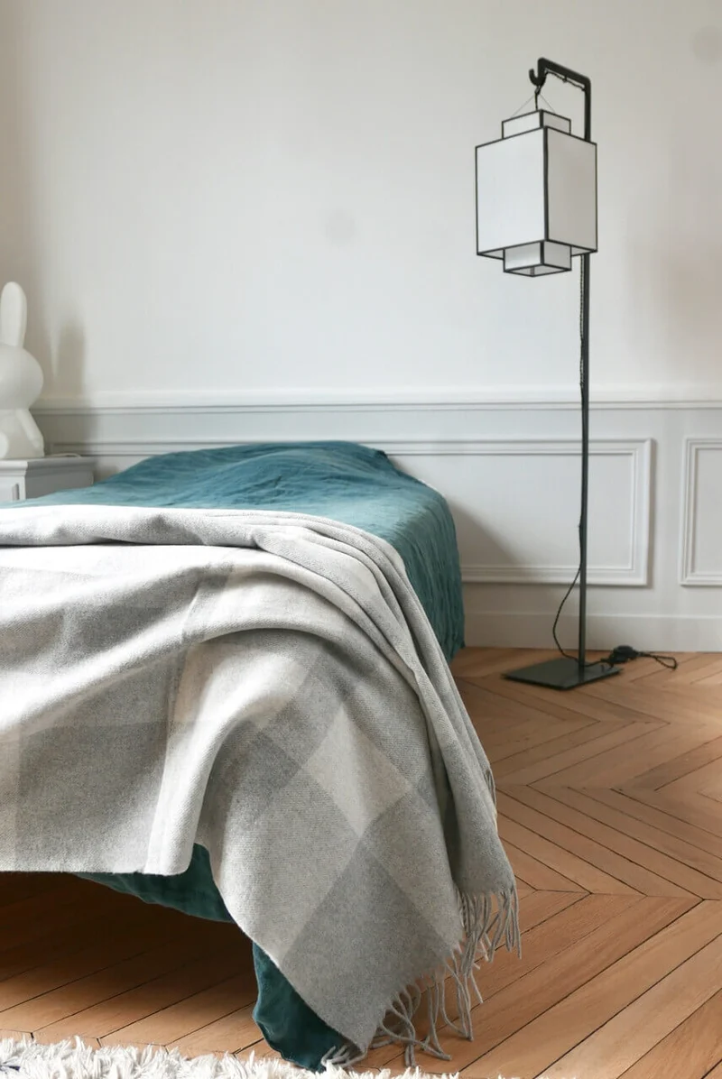Plaid Cachemire Carreaux Gris et Ecru - Collection VENICE 140 X 210 cm