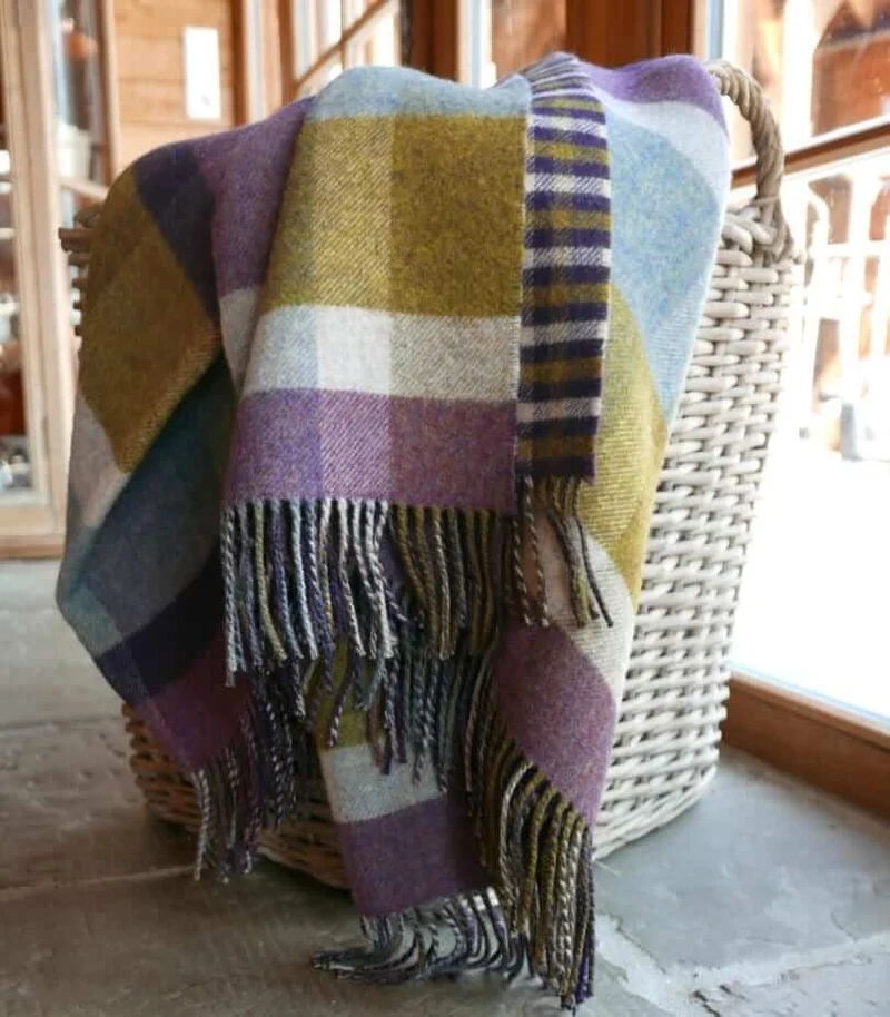 Plaid Laine Écossais Réversible Luxe Aubergine et Vert 140 X 190 cm