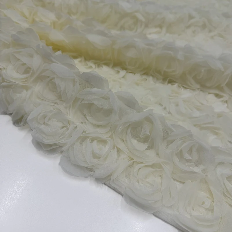 Tissu Dentelle Tulle Brodé - Pesaro