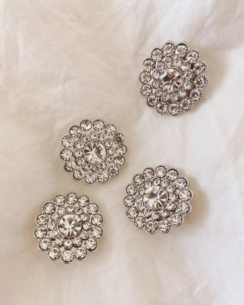 Boutons Bling (April Cardigan) - Petite Knit