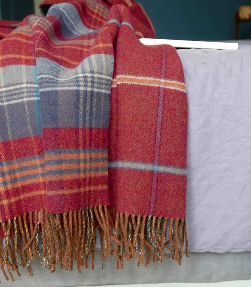 Plaid Laine Écossais Scottish Heritage Luxe Rouge et Bleu 140 X 190 cm