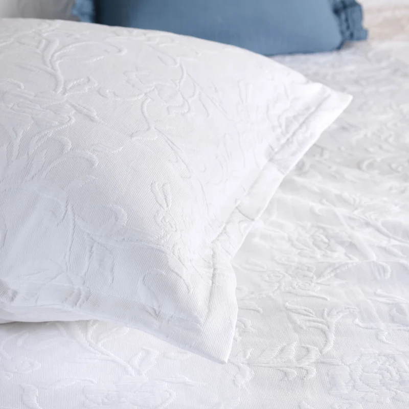 Ensemble couvre-lit et taies Plume de Coton - Coton piqué jacquard