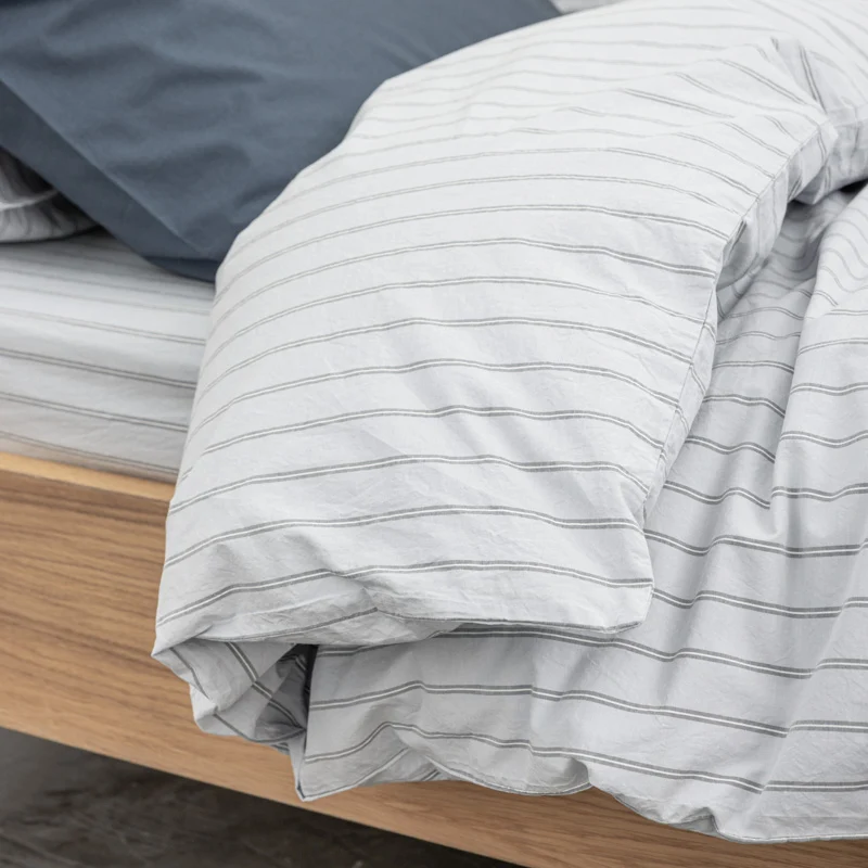 Housse de couette en percale de coton lavé 300 fils • Rayures Bleues grises