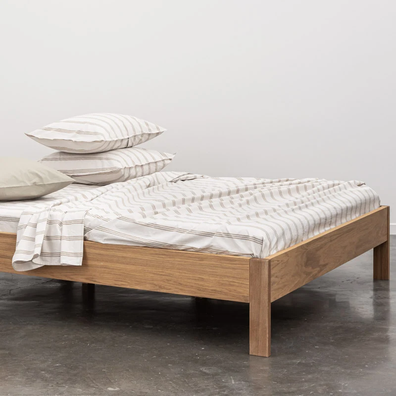 Drap plat en percale de coton lavé 300 fils • Rayures beiges marrons