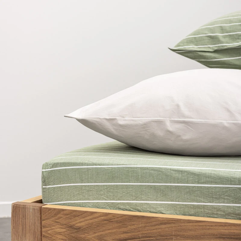 Parure de lit en percale de coton lavé 300 fils • Rayures vertes blanches
