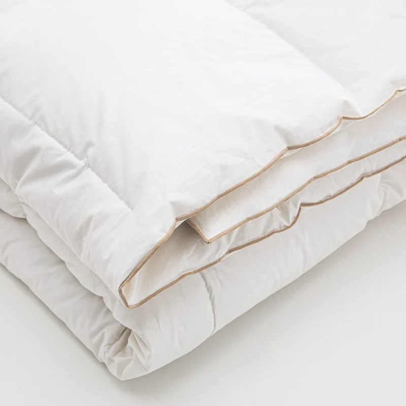 Couette 100% naturelle • Plumes & Duvet