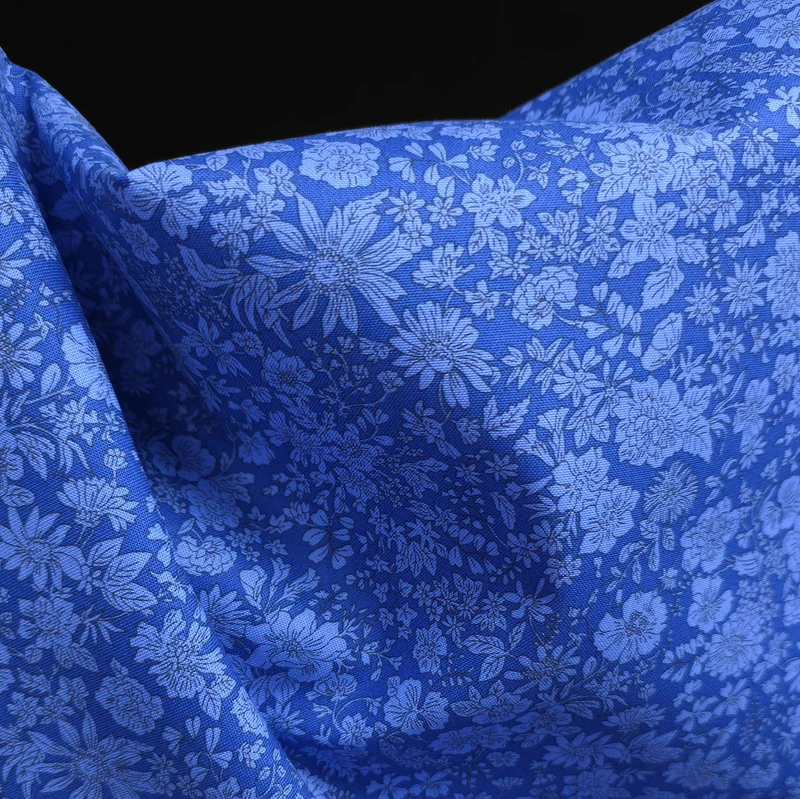Liberty Fabrics Emily Belle Ultramarine | Coton pour courtepointe