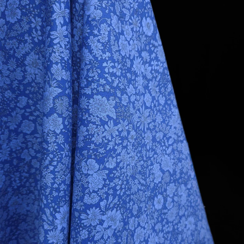 Liberty Fabrics Emily Belle Ultramarine | Coton pour courtepointe