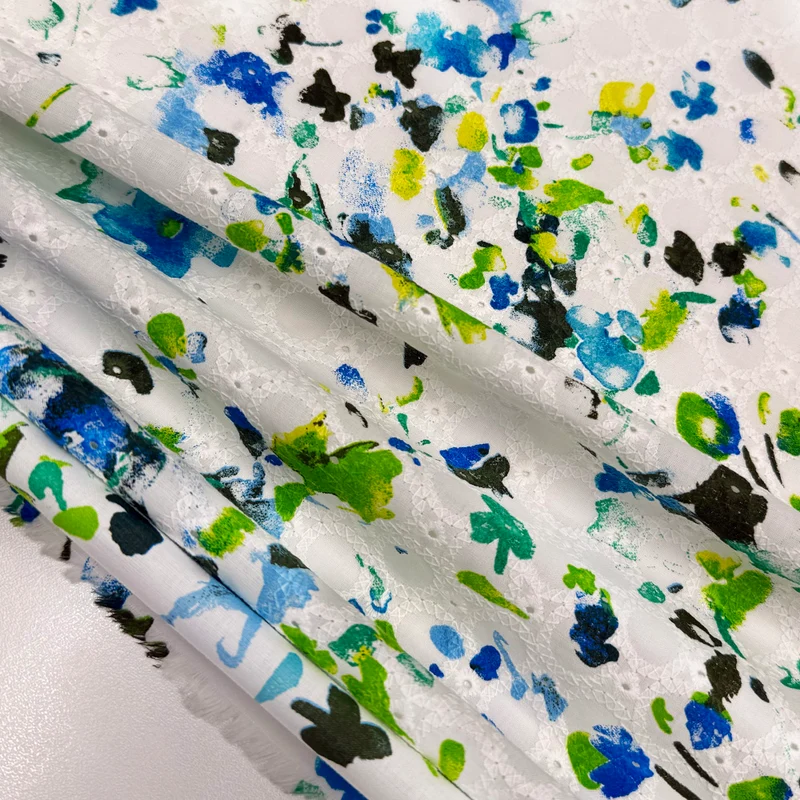 Tissu Brodé, Broderie Anglaise Coton - Fiorellino