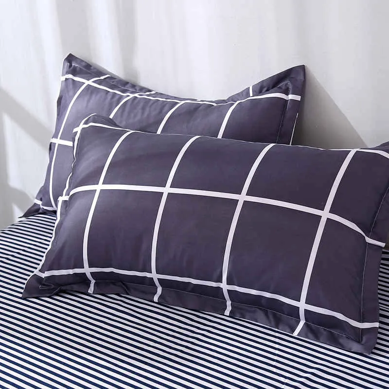 Housse de Couette et Deux Taies Carreaux 240cm