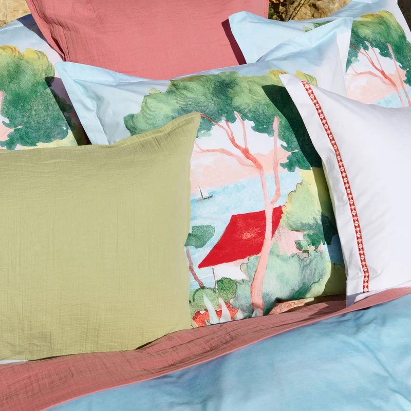 Taie d'oreiller À l’ombre des pins - Percale de coton 120 fils/cm²
