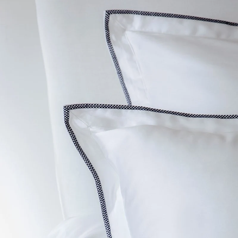Taie d'oreiller unie Opium - Satin de coton 120 fils/cm²