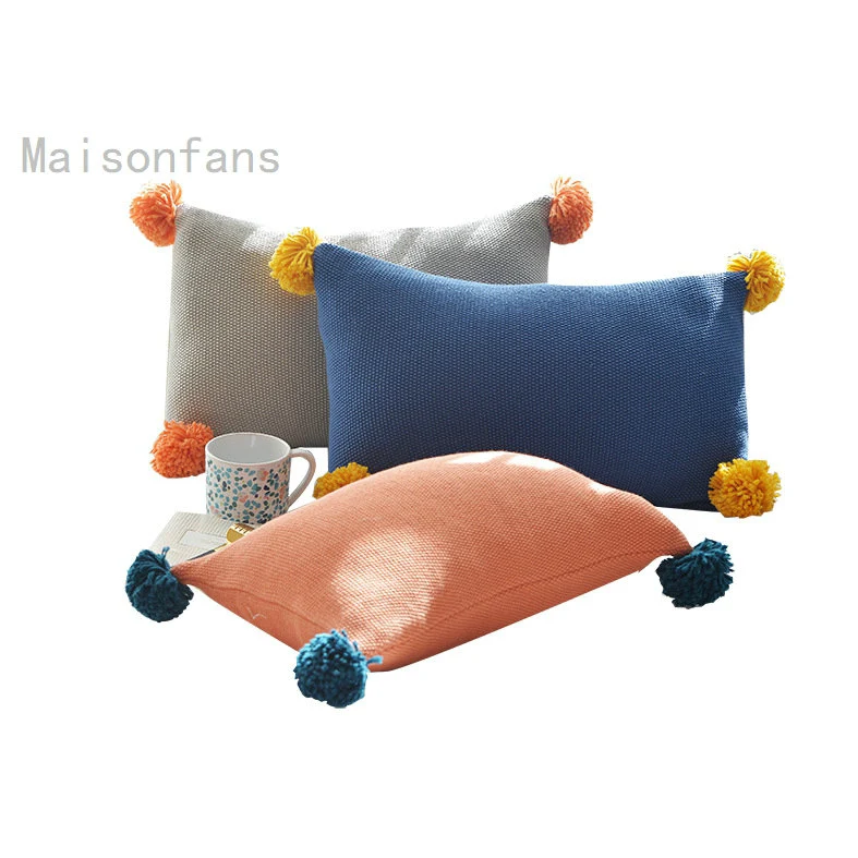 Housse de Coussin en Coton à Pompons 35x50
