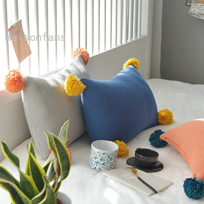 Housse de Coussin en Coton à Pompons 35x50