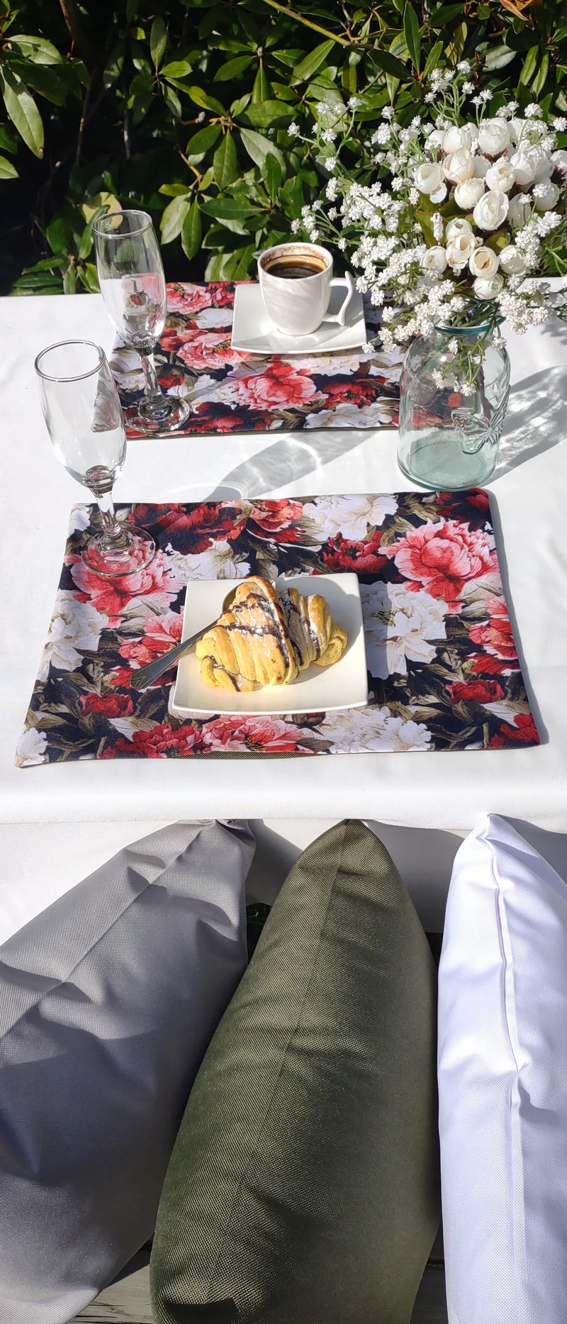 Peony Garden Table Set – Tablecloth, 2 Cushion Covers, Bunting and Place mats | Perfect for Garden Parties, Weddings & Kids' Events